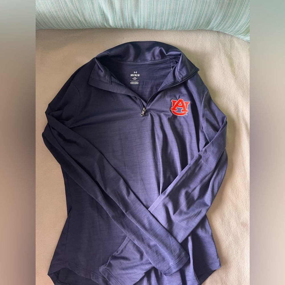 NWT auburn pullover